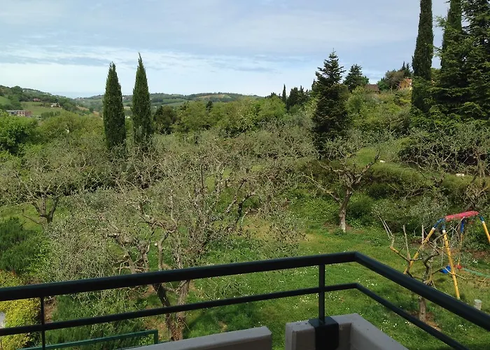 ベッド・アンド・ブレックファスト San Bartolo ペザロ